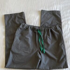 Figs Men’s Graphite Scrub Pants with Green Drawstring (sz M)